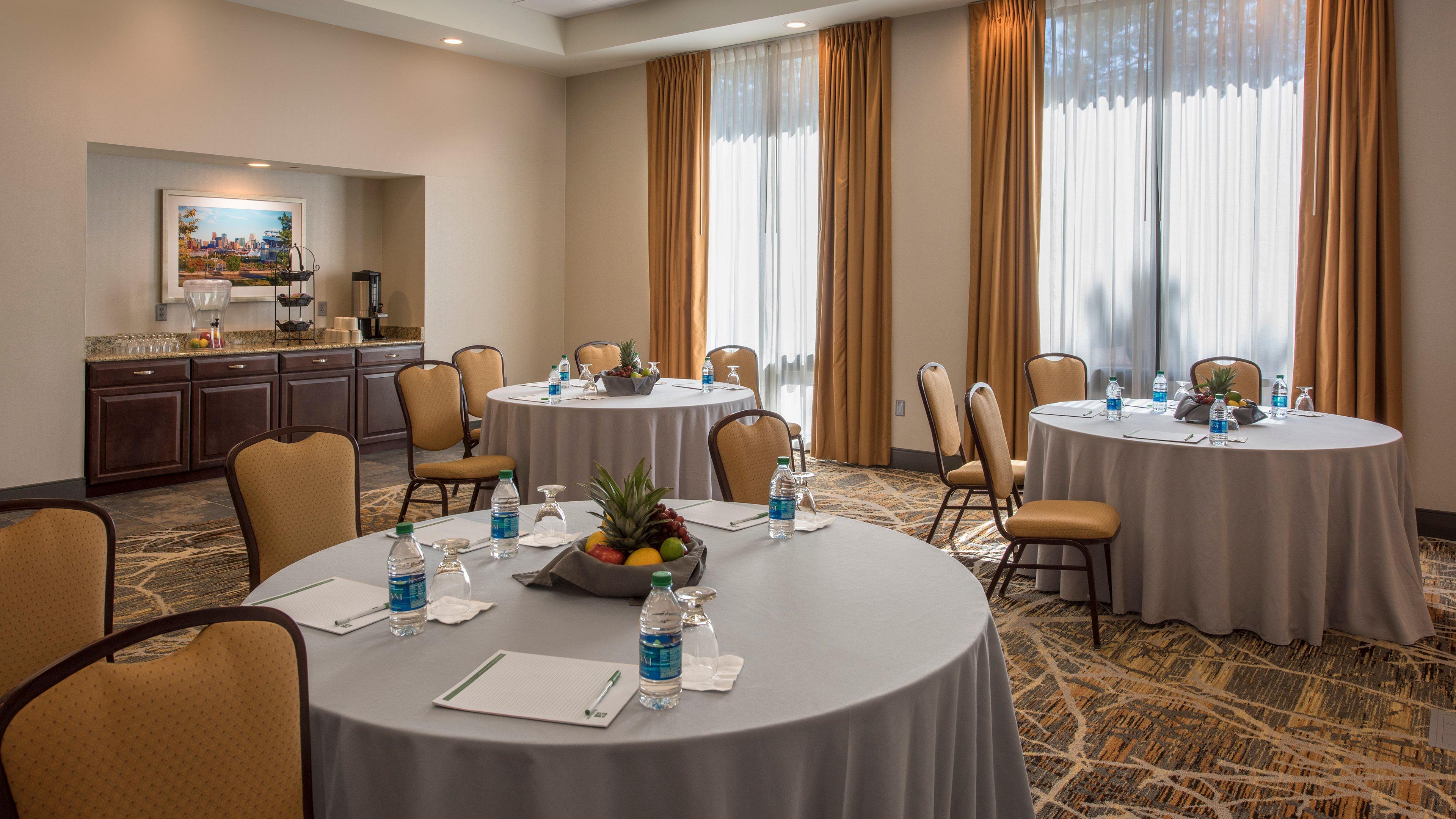 Holiday Inn Denver Lakewood By Ihg Exterior photo