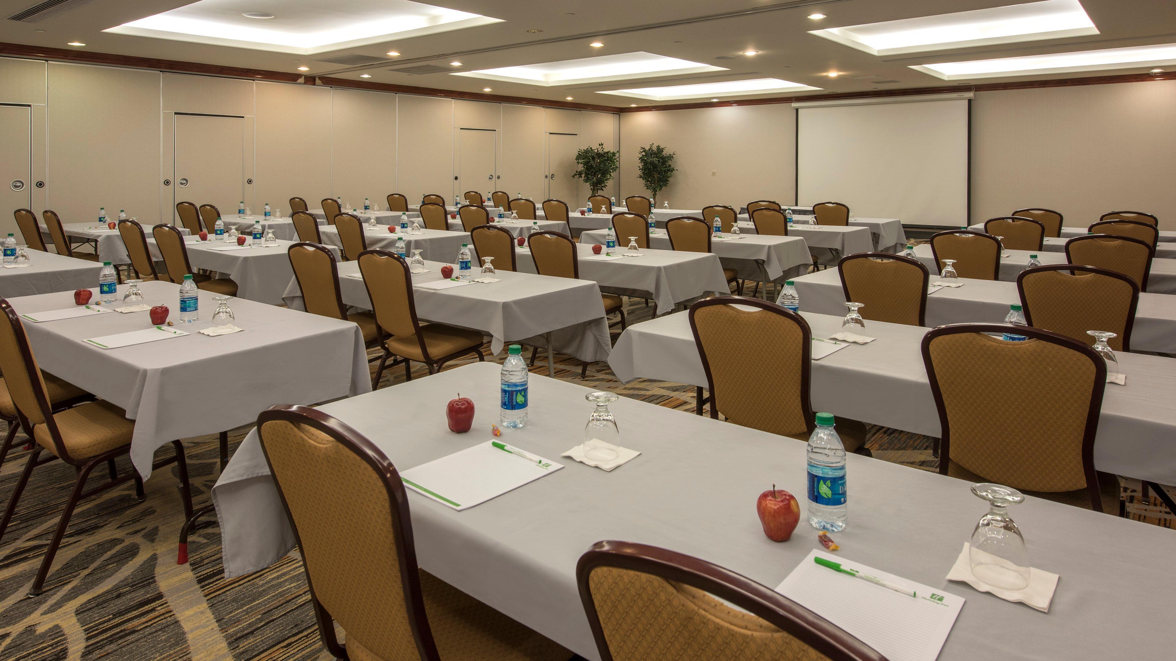 Holiday Inn Denver Lakewood By Ihg Exterior photo